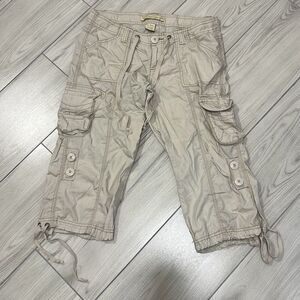 Younique women's tan cargo shorts size 5 100% cotton vintage